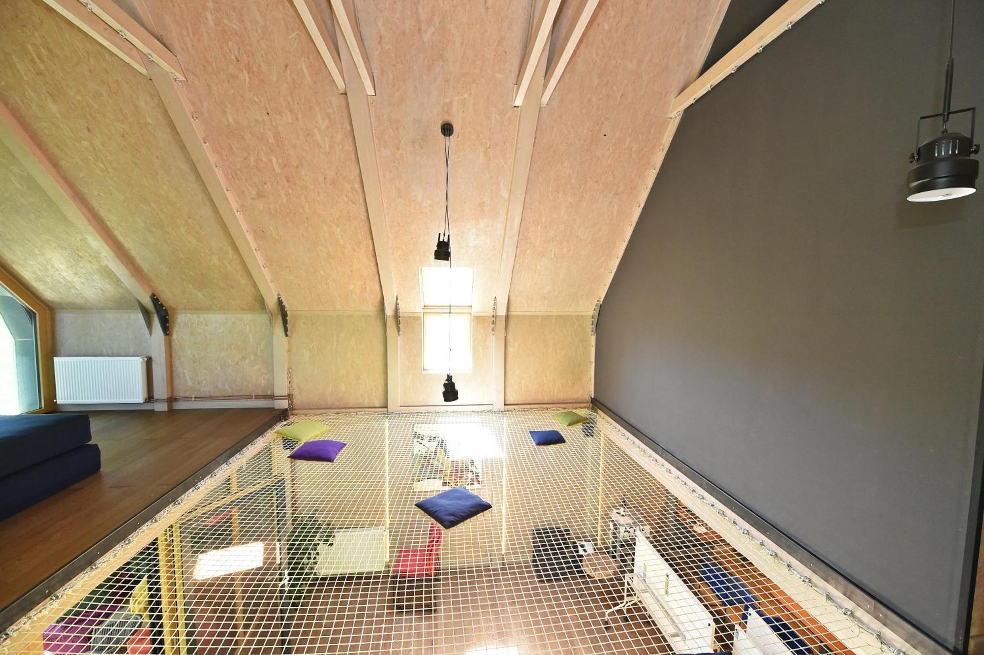 Guest house Pensiunea Atra Doftana Tesila